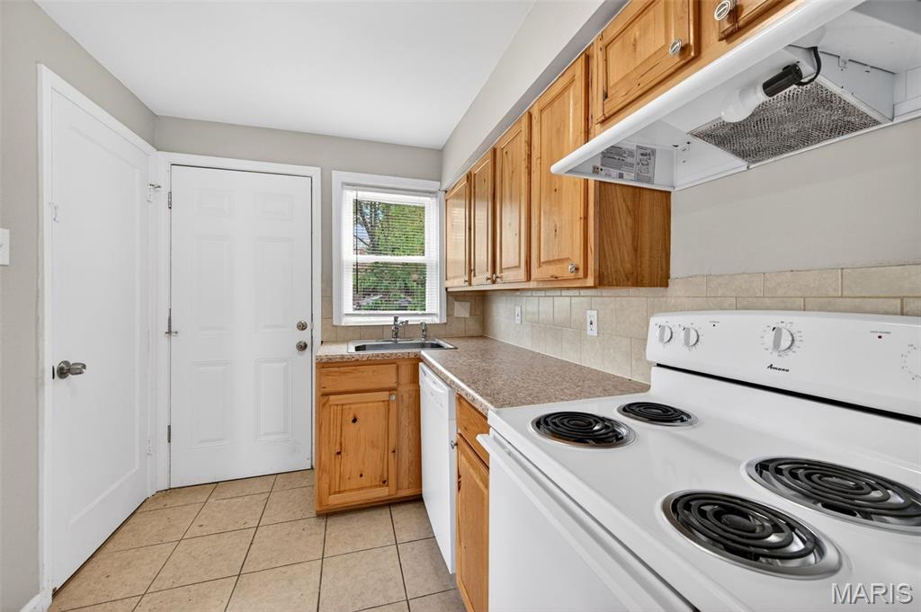 Marlborough Manor - Residential