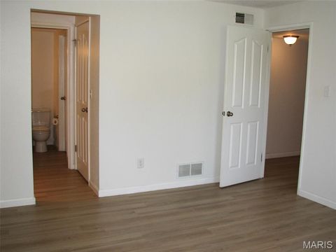 Tiny photo for 1380 Willow Brook Cove Court #1, Creve Coeur, MO 63146 (MLS # 26031362)