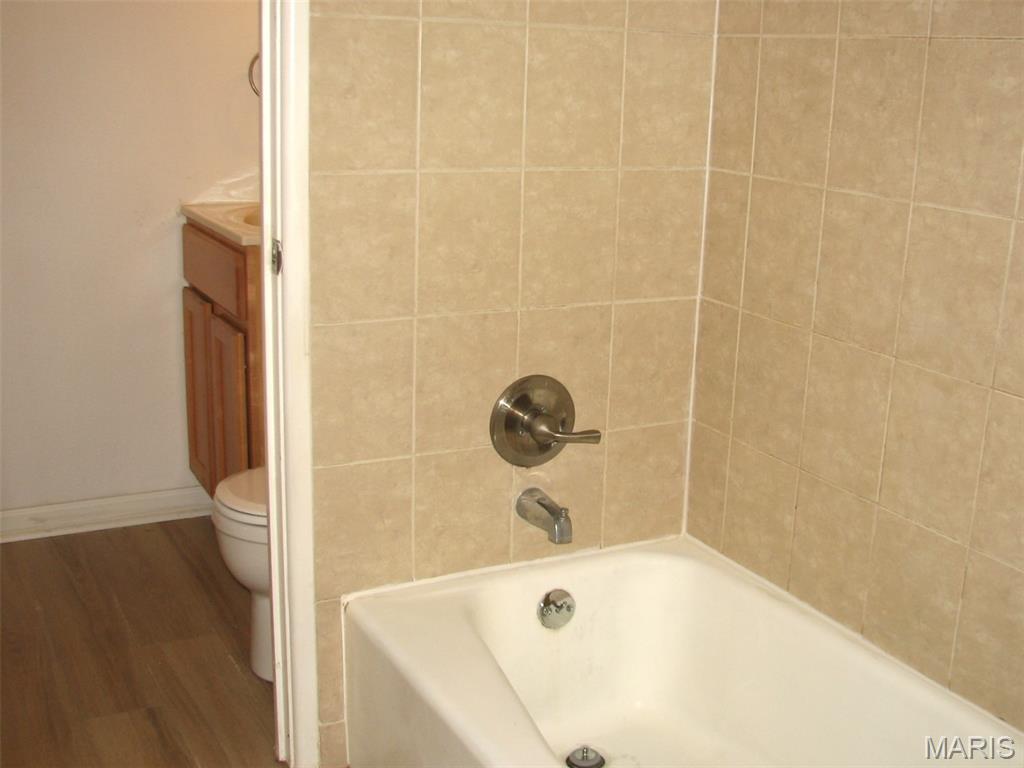 Queen Anne Condo - Residential Lease