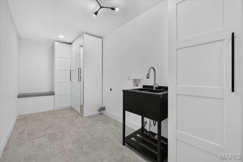 Tiny photo for 11330 Elzey Street, Creve Coeur, MO 63141 (MLS # 26041942)