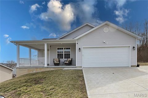 Photo of 1672 12 Oaks Place, Pevely, MO 63070 (MLS # 26012159)