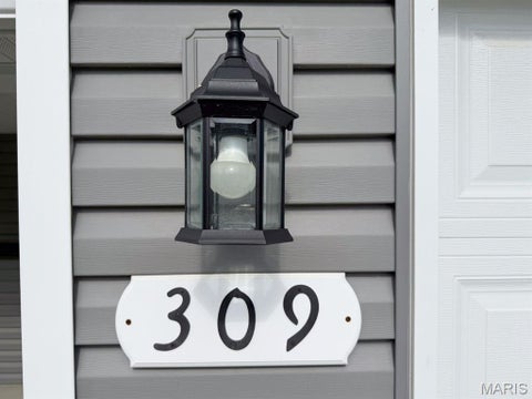 Tiny photo for 309 S Main Cross Street, Bowling Green, MO 63334 (MLS # 26036962)