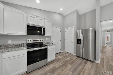 Tiny photo for 309 S Main Cross Street, Bowling Green, MO 63334 (MLS # 26036962)