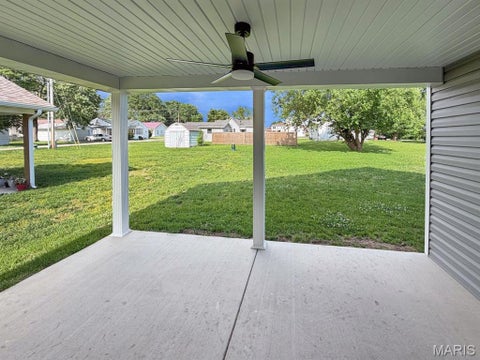 Tiny photo for 309 S Main Cross Street, Bowling Green, MO 63334 (MLS # 26036962)