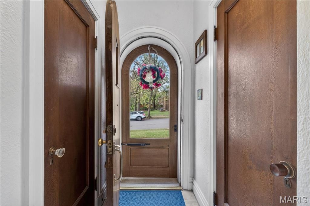 Photo of 7487 Kingsbury Boulevard, University City, MO 63130 (MLS # 26021028)