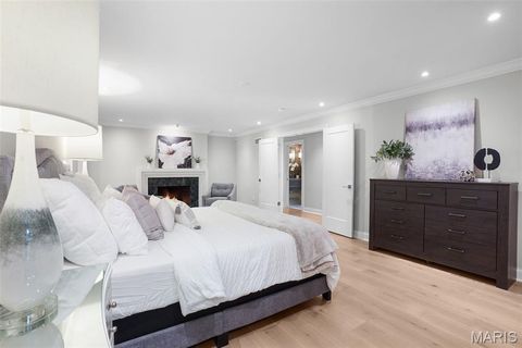 Tiny photo for 241 S Graeser Road, Creve Coeur, MO 63141 (MLS # 25063666)