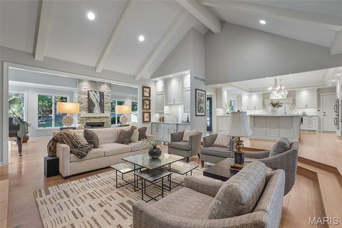 Tiny photo for 241 S Graeser Road, Creve Coeur, MO 63141 (MLS # 25063666)