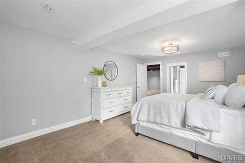 Tiny photo for 241 S Graeser Road, Creve Coeur, MO 63141 (MLS # 25063666)