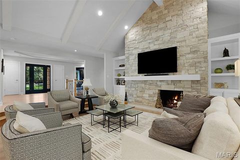 Tiny photo for 241 S Graeser Road, Creve Coeur, MO 63141 (MLS # 25063666)