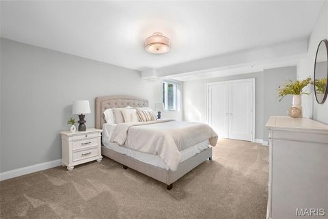 Tiny photo for 241 S Graeser Road, Creve Coeur, MO 63141 (MLS # 25063666)