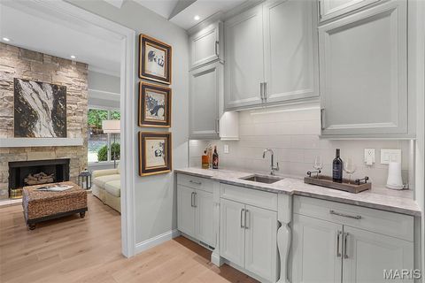 Tiny photo for 241 S Graeser Road, Creve Coeur, MO 63141 (MLS # 25063666)