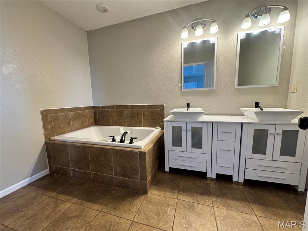 Woodland Hills - Residential