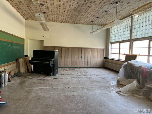 N/A - Commercial Sale