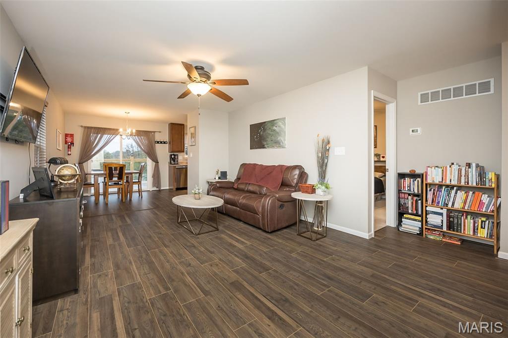 40 Chesterfield Court