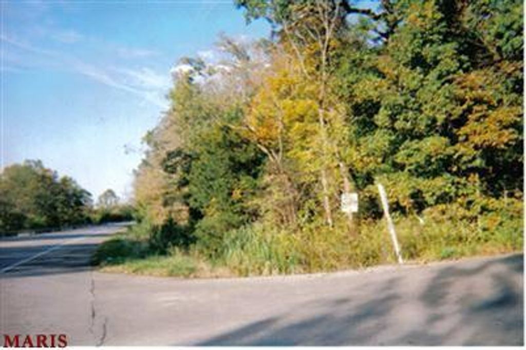 Photo of 53 (VERERANS DR) Drive, De Soto, MO 63020 (MLS # 26020381)