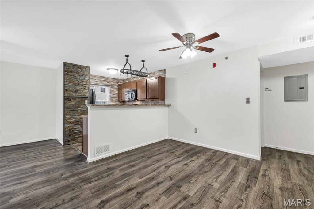 Peppermill Condo - Residential