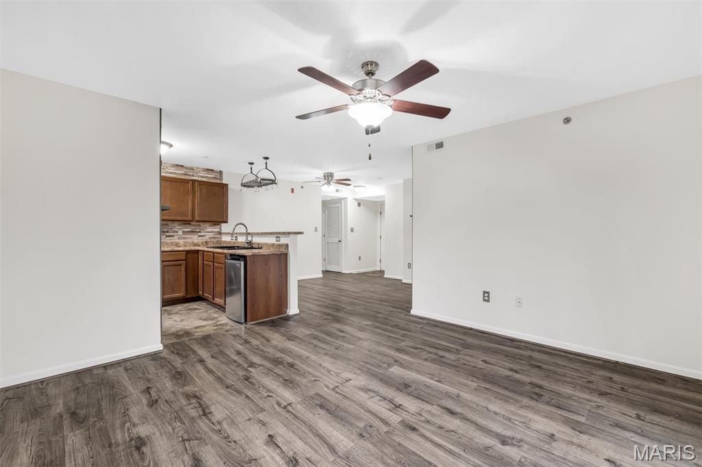 Peppermill Condo - Residential