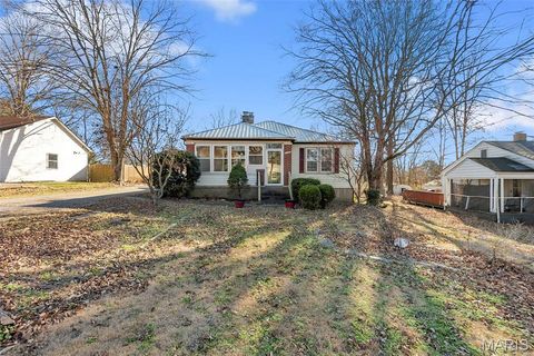 2753 Adeline Street Cape Girardeau MO 63701