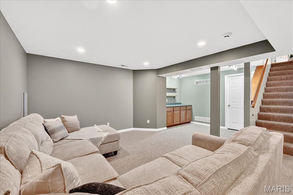 Village Of University Place 1 The - Residential