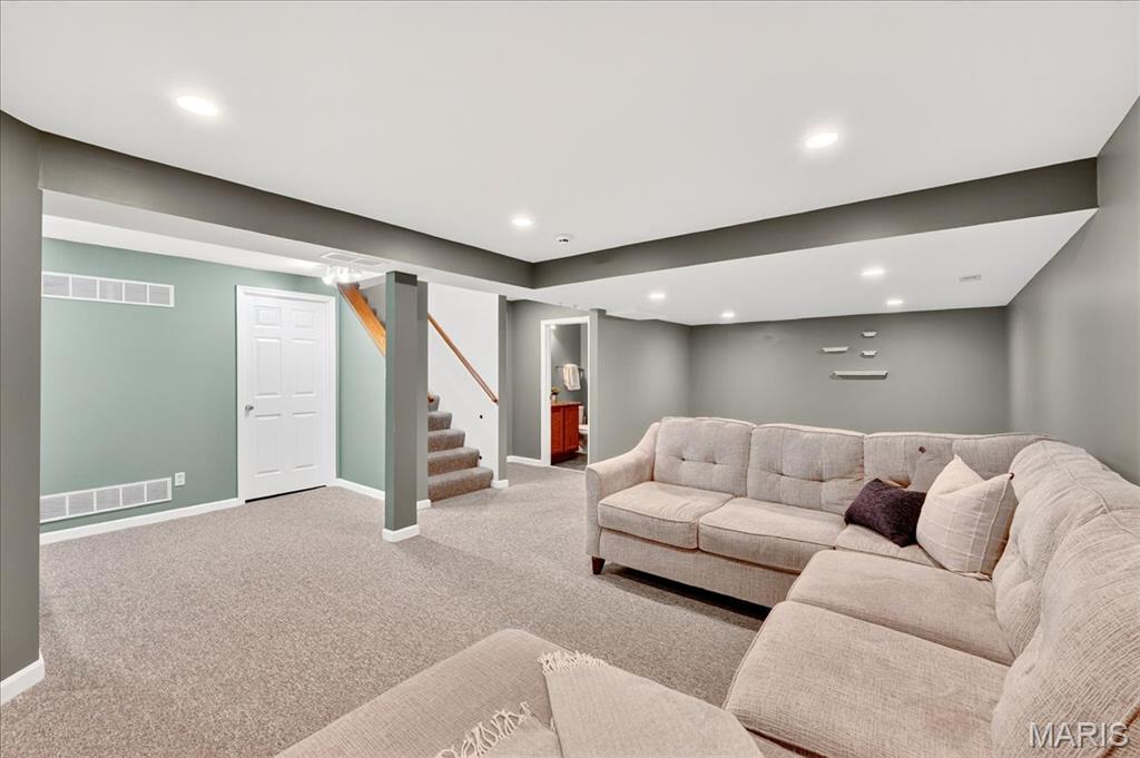 Village Of University Place 1 The - Residential