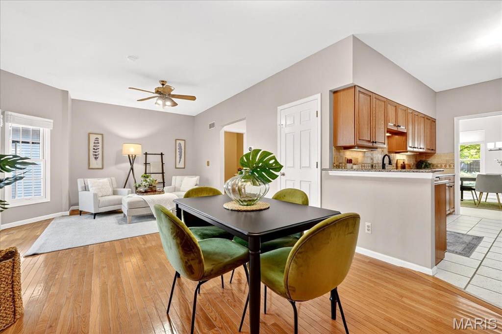 Village Of University Place 1 The - Residential