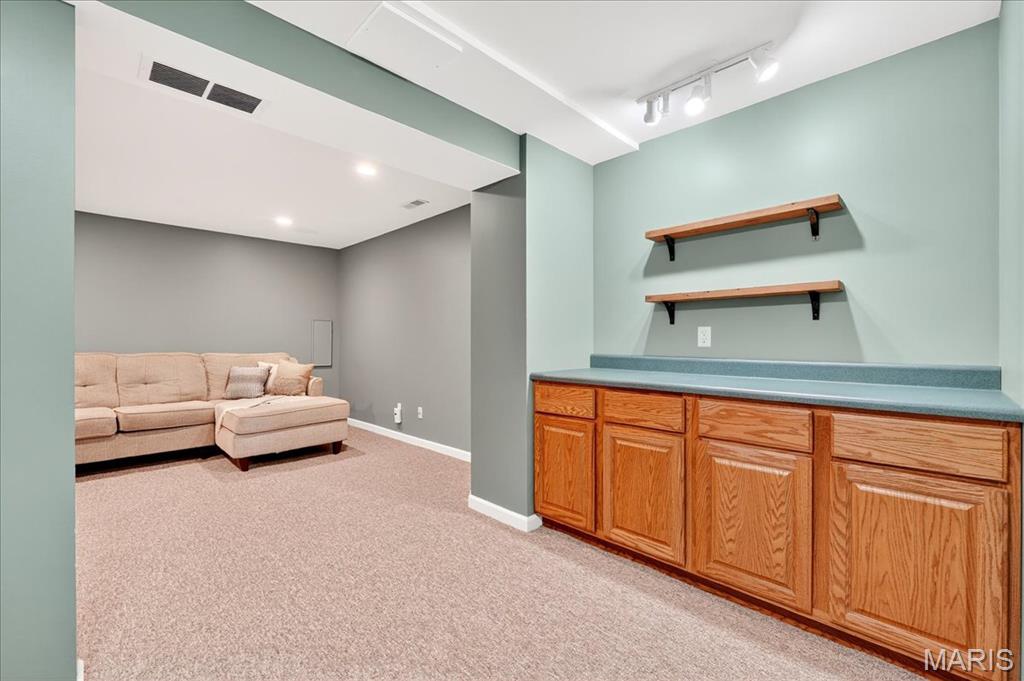 Village Of University Place 1 The - Residential