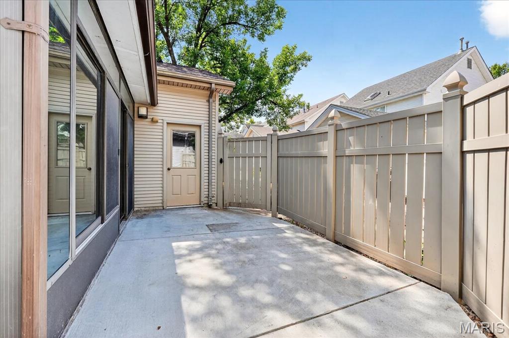 Village Of University Place 1 The - Residential