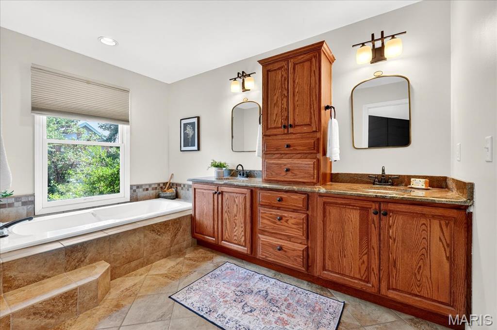 Village Of University Place 1 The - Residential