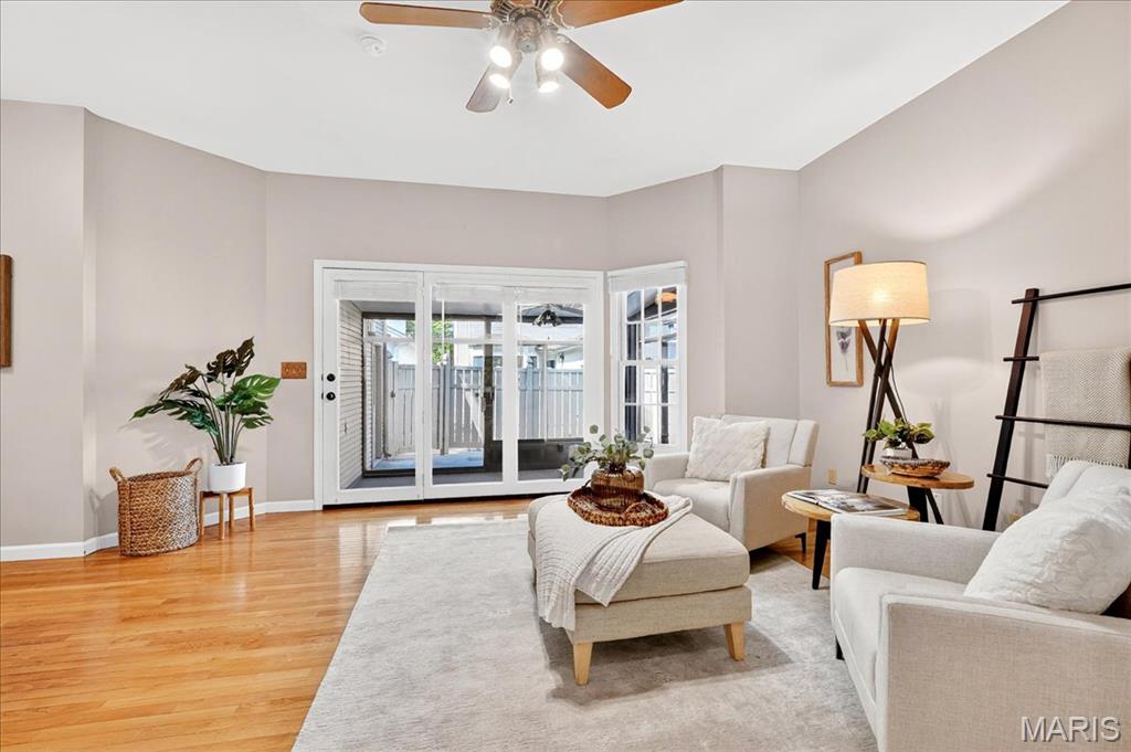 Village Of University Place 1 The - Residential