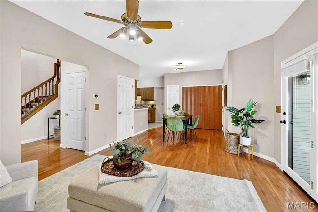 Village Of University Place 1 The - Residential