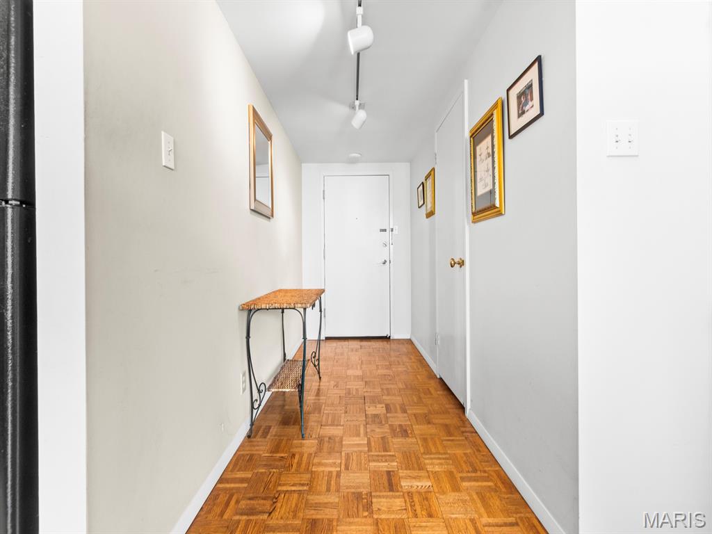 200 S Brentwood Boulevard 13F