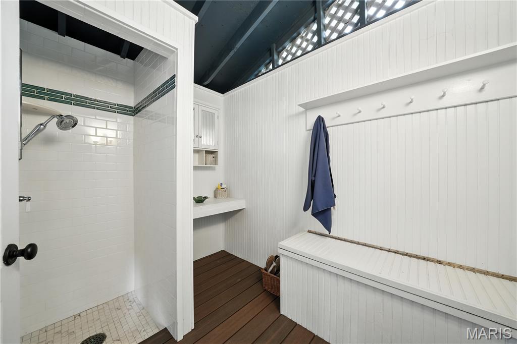 SCHEIDT ESTATE - Residential