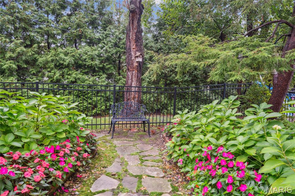 SCHEIDT ESTATE - Residential