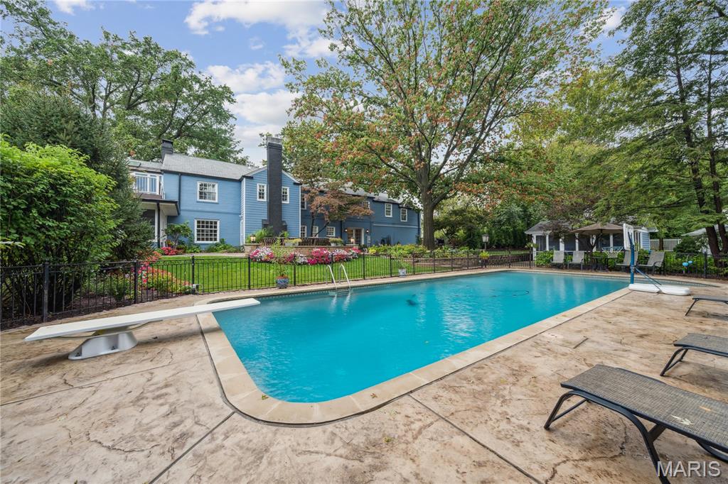 SCHEIDT ESTATE - Residential