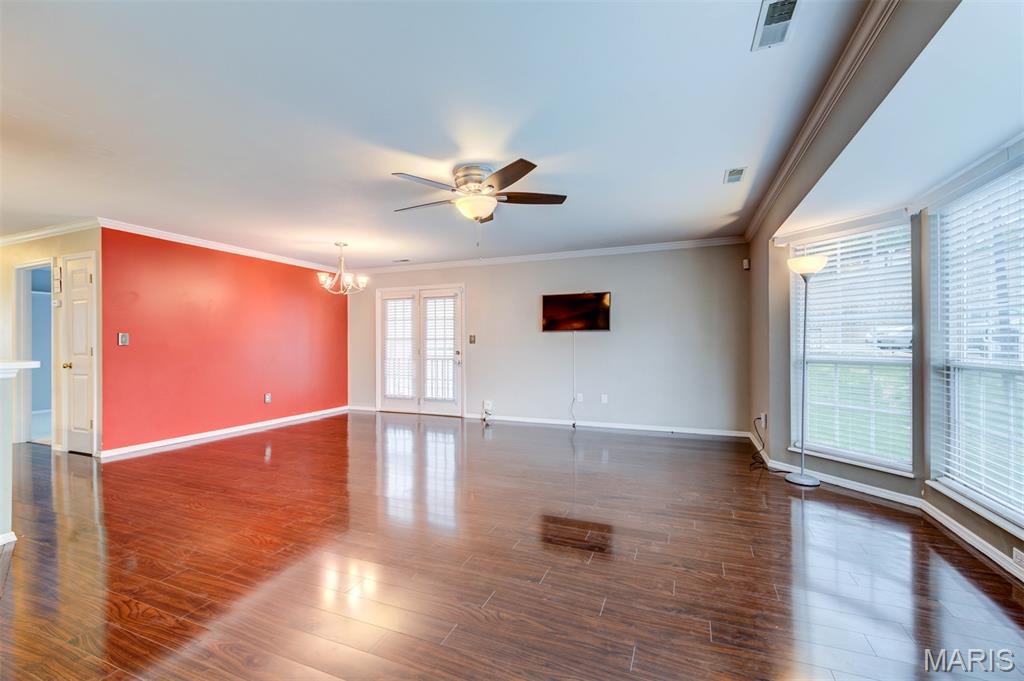 Spring Hill Farm Condo 28th - Residential