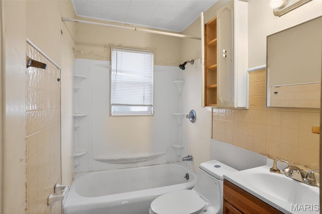 San Fernando Hills 3 - Residential