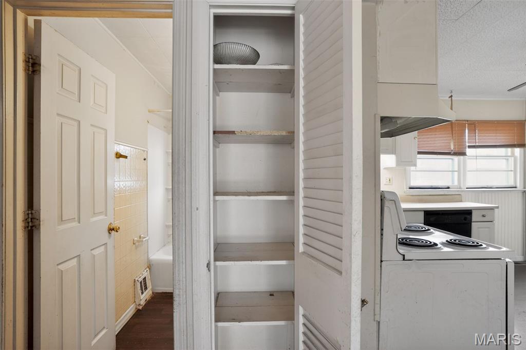 San Fernando Hills 3 - Residential