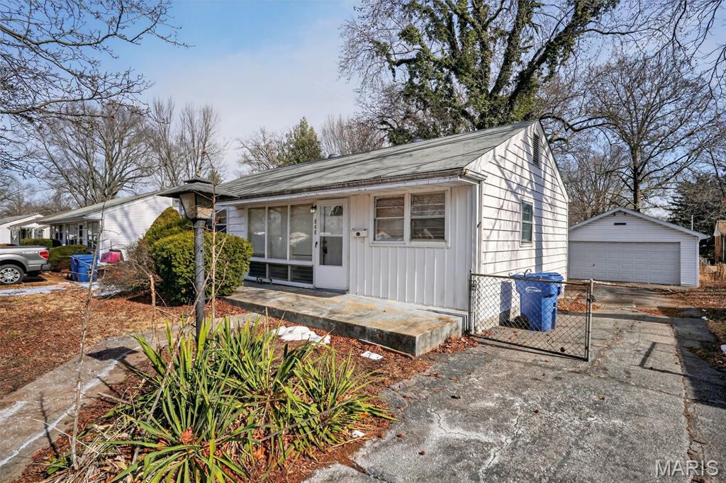 San Fernando Hills 3 - Residential