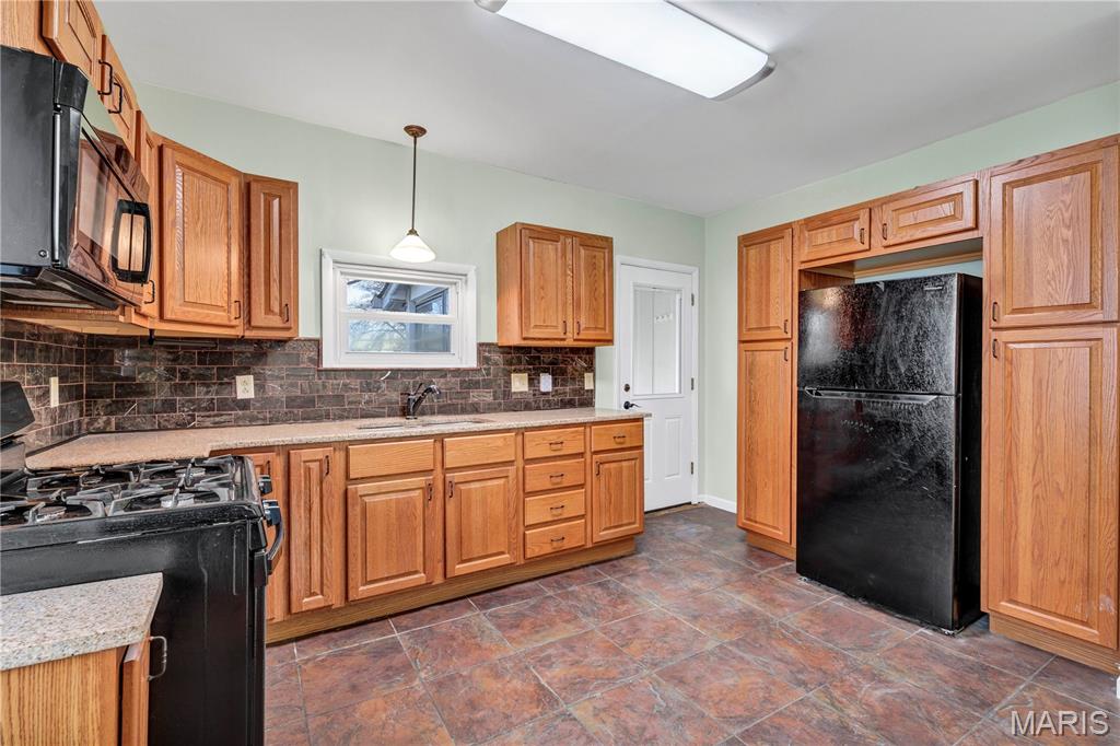 Lindenwood Add - Residential Lease