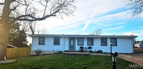 747 Esther Drive Arnold MO 63010