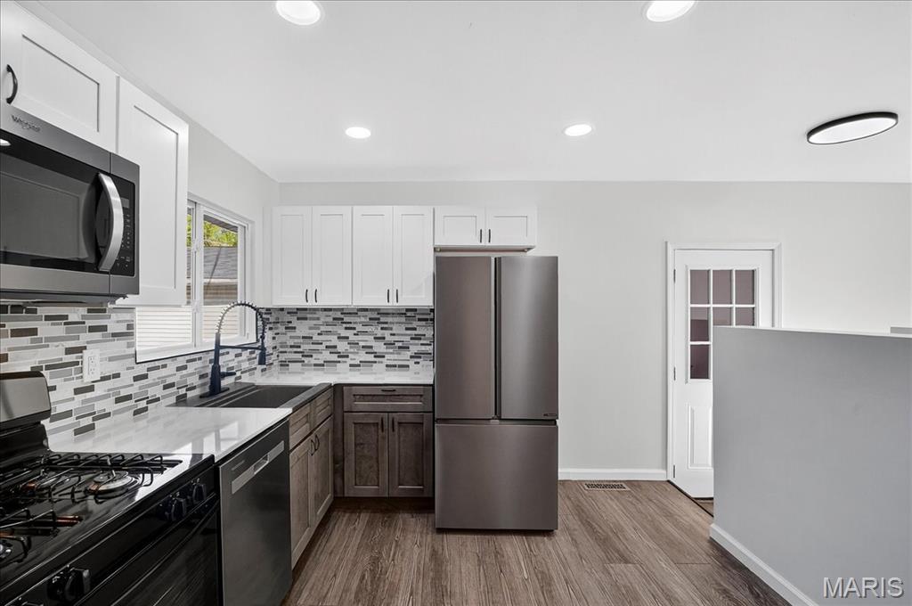 St Louis, Missouri 63136, United States, 3 Bedrooms Bedrooms, ,2 BathroomsBathrooms,Residential,Active,223456