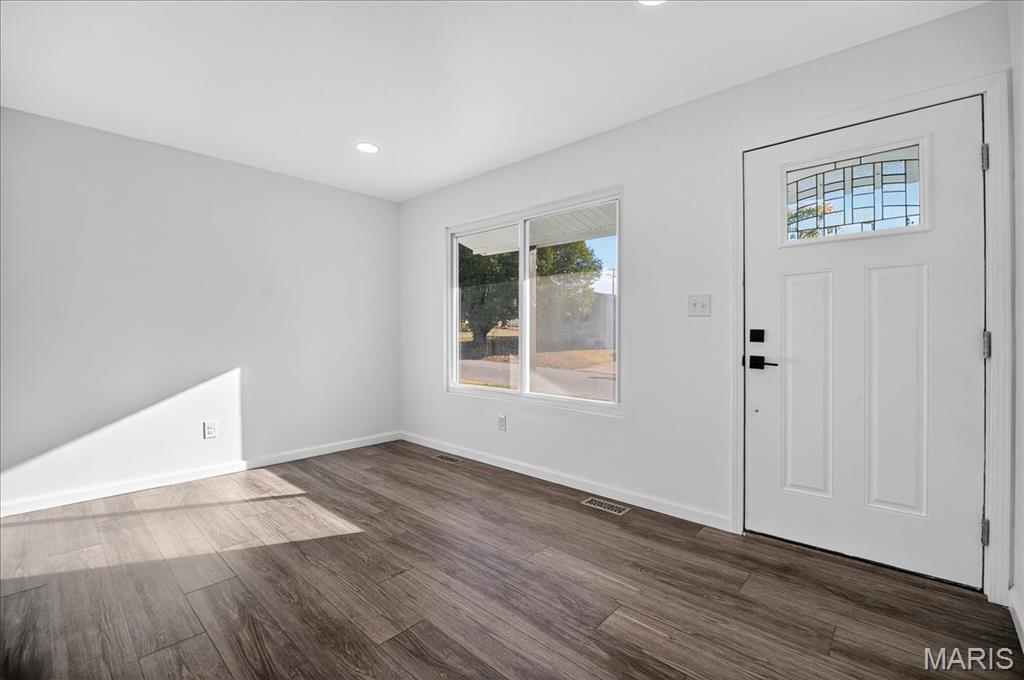 St Louis, Missouri 63136, United States, 3 Bedrooms Bedrooms, ,2 BathroomsBathrooms,Residential,Active,223456