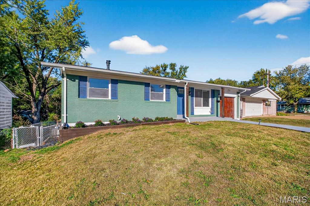 St Louis, Missouri 63136, United States, 3 Bedrooms Bedrooms, ,2 BathroomsBathrooms,Residential,Active,223456