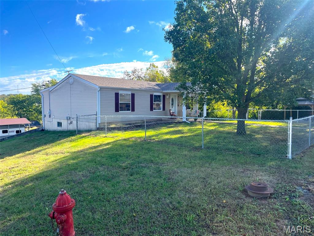 Photo of 307 Clara Avenue, Potosi, MO 63664 (MLS # 26066962)