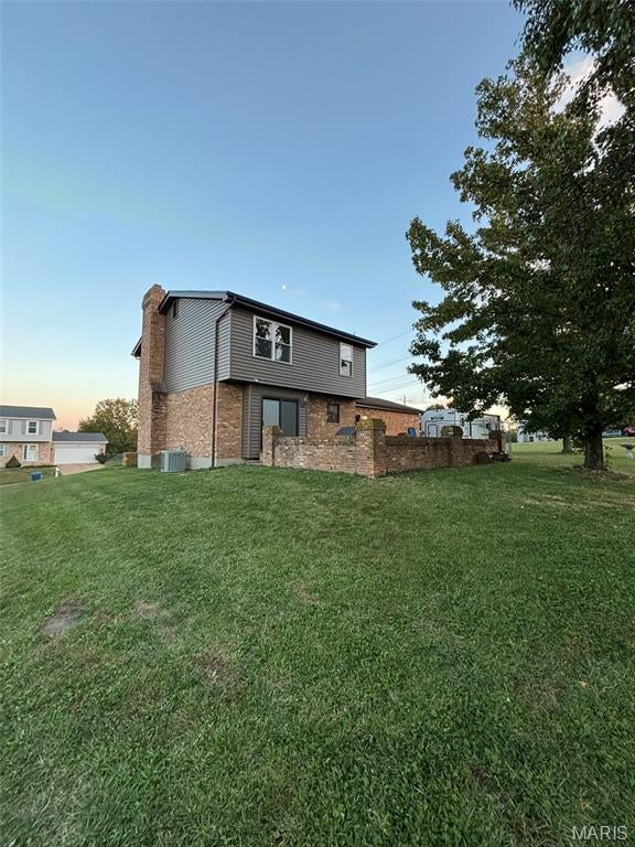Photo of 2023 Kimmy Lane, Arnold, MO 63010 (MLS # 26067745)