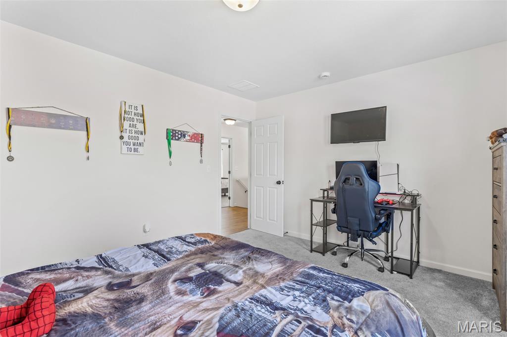 Twin Pines - Residential