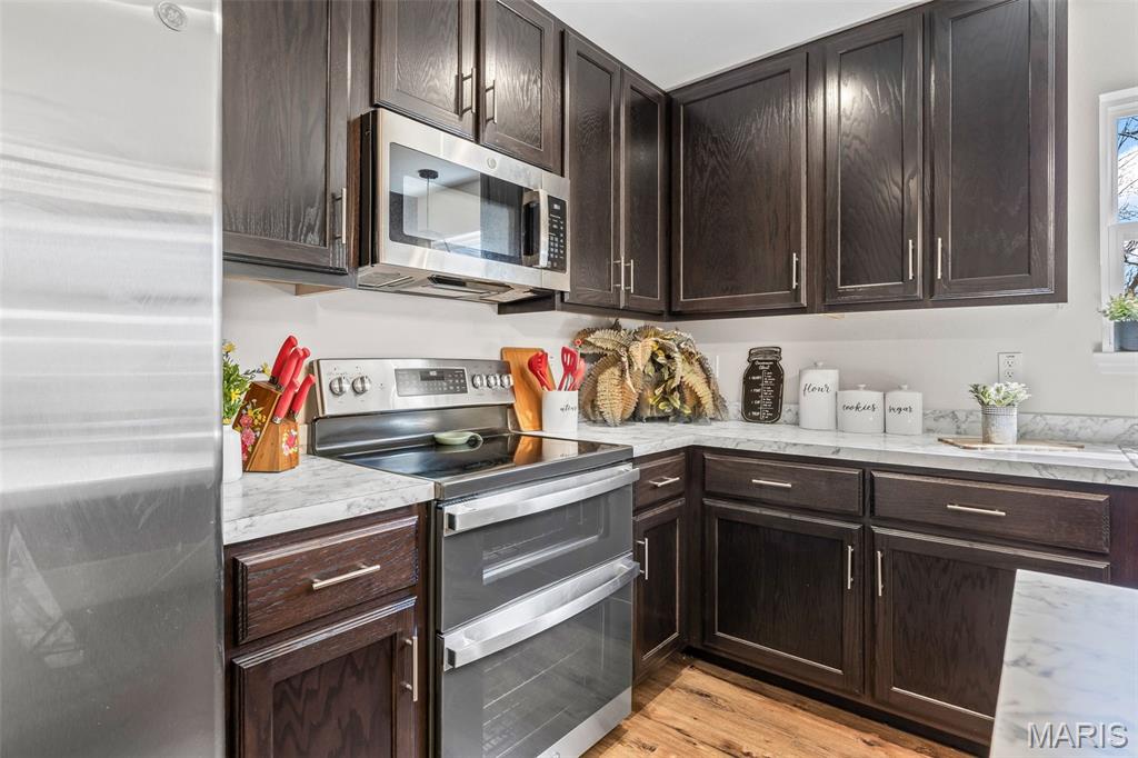 Twin Pines - Residential