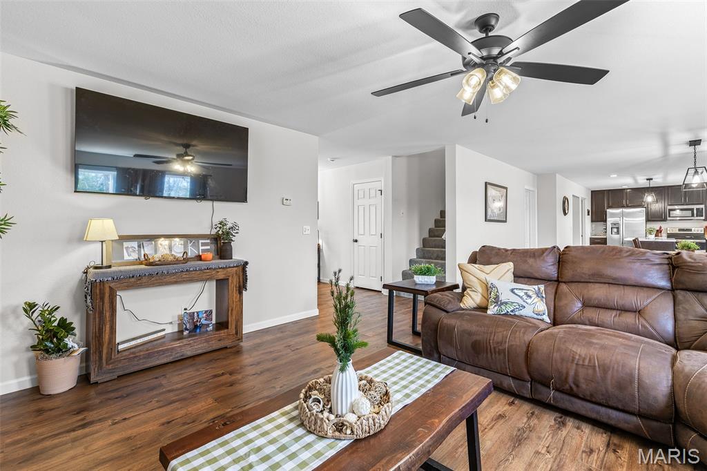 Twin Pines - Residential