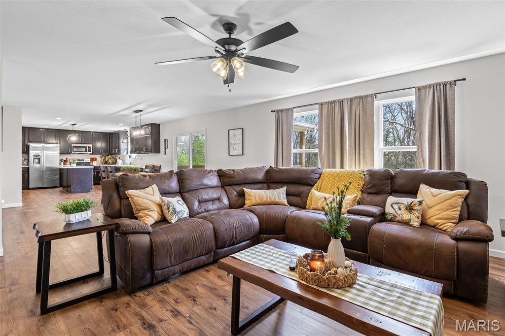 Twin Pines - Residential