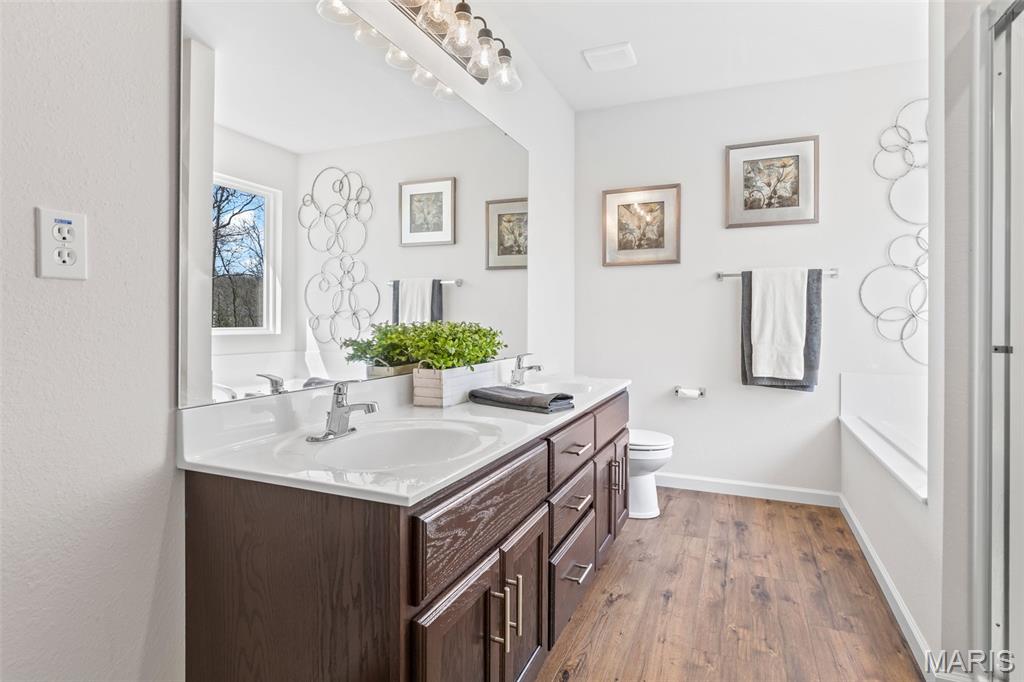 Twin Pines - Residential